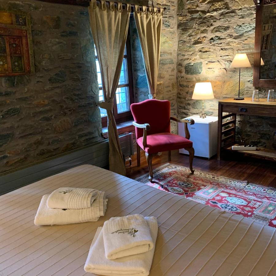 Palio Eleotrivio Guesthouse Agios Lavrentios Buitenkant foto