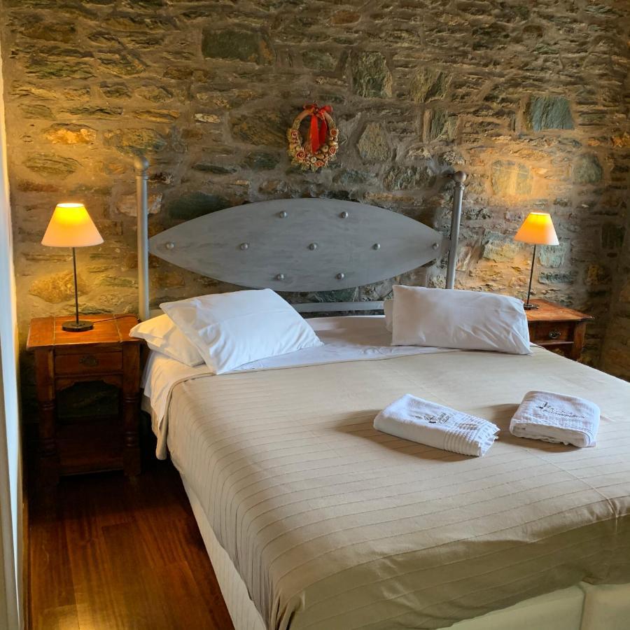 Palio Eleotrivio Guesthouse Agios Lavrentios Buitenkant foto