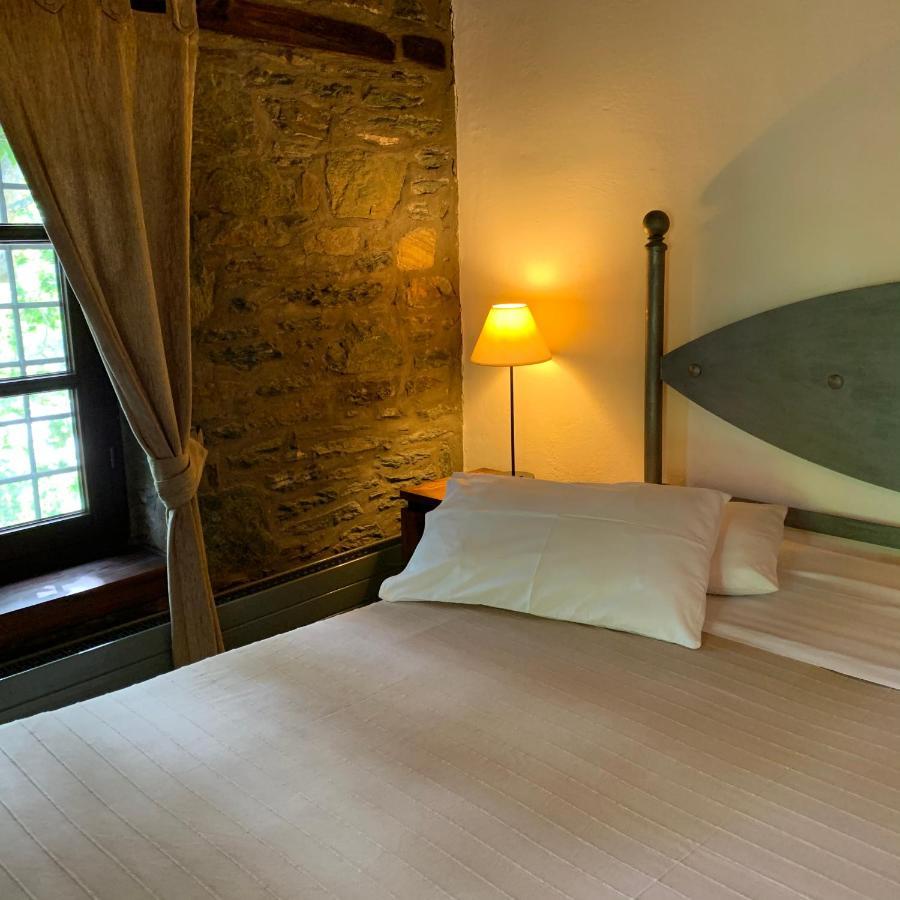 Palio Eleotrivio Guesthouse Agios Lavrentios Buitenkant foto