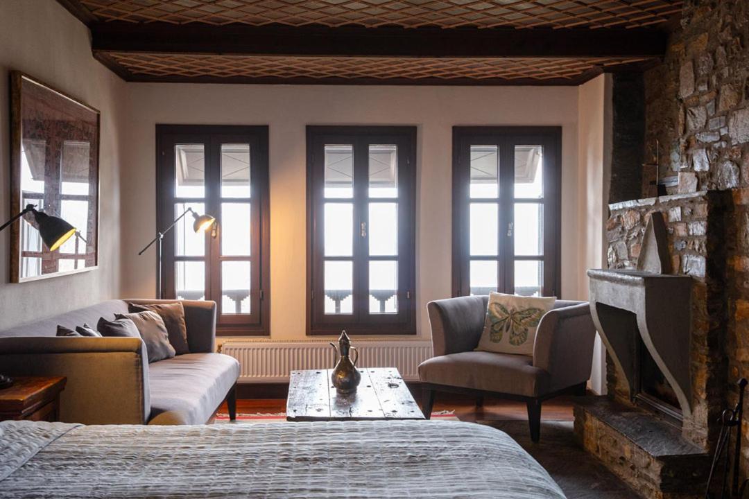 Palio Eleotrivio Guesthouse Agios Lavrentios Buitenkant foto