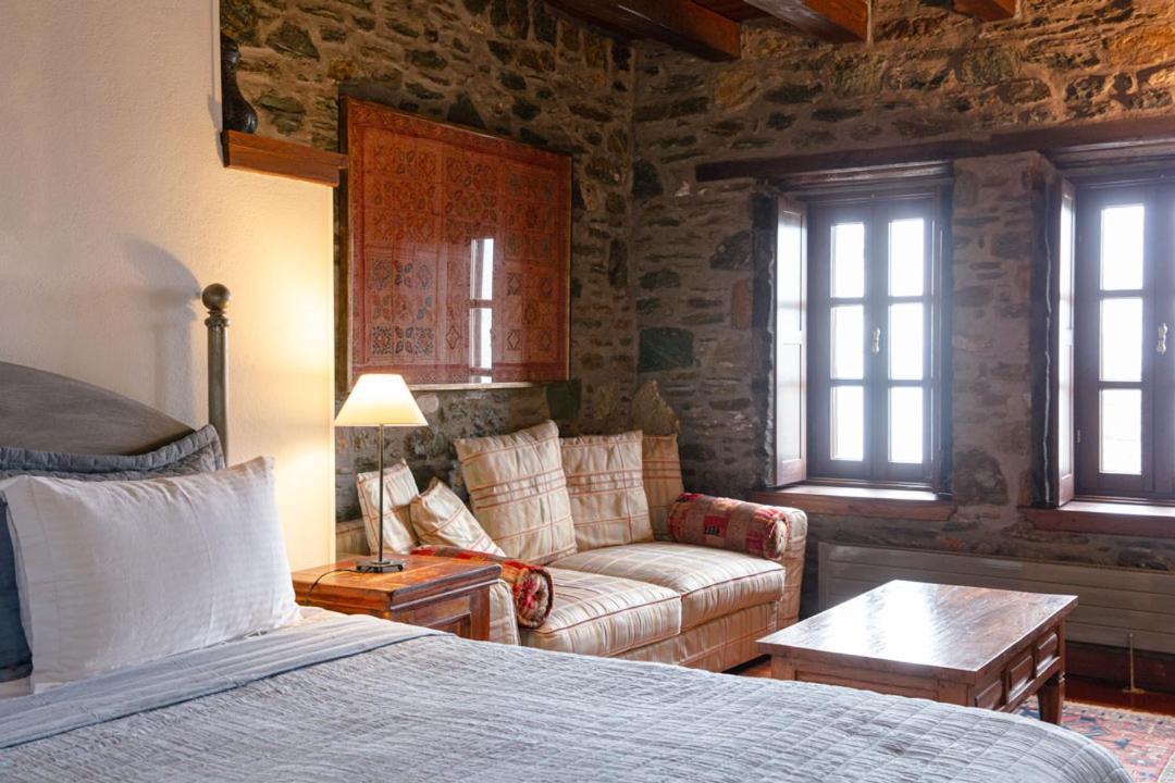 Palio Eleotrivio Guesthouse Agios Lavrentios Buitenkant foto